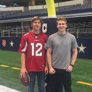 Meet your Posher, Hunter